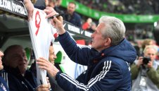 Хайнкес: Жалко за борбените "вълци", бихме ги с Мюлер и късмет