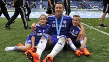 Джон Тери е съгласен и да е резерва в Челси