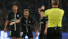 Неймар: Писна ми от идиоти!