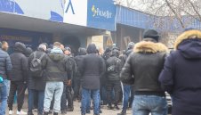 "Син" гняв: Няма да сме съучастници в това загробване!