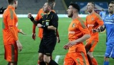 Срам и резил: "А" група е джуджето на Европа