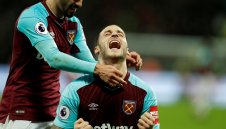 Уест Хям и Палас с важни победи