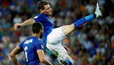 Торино клекна, ще продаде Белоти на половин цена през лятото