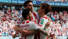 Невероятно: Хектор резна Борусия, но феновете на Дортмунд му свалиха шапка