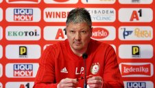 Циркът на Любо Пенев стигна чак до Франция