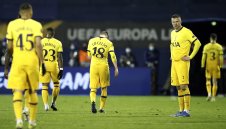 Капитанът на Тотнъм намекна за големи проблеми в отбора