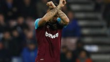 Мойс с 200 победи във Висшата лига, Уест Хям гази