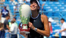 Мугуруса триумфира в Синсинати