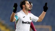 Голям удар за Левски! Галин Иванов отряза "сините" и подписва с унгарци