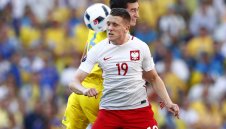 Наполи успя да надцака Ливърпул за Пьотър Желински