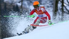 Швейцарец грабна златото в суперкомбинацията, Никола Чонгаров е 24-и