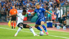 Вирус тръшна Айнтрахт преди битката с Левски