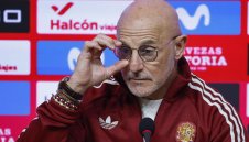 Де ла Фуенте освежава Ла Фурия пред погледа на Кабаков