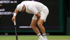 Медведев за Гришо: Моментът е тежък, надявам се да не е нищо сериозно 