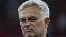 Пачките от Саудитска Арабия изкушават и Жозе Моуриньо