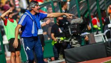 Костов се заяде с ЦСКА и добави: Левски се отдалечава от лидерите + ВИДЕО