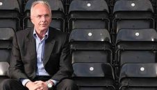 Ериксон похвали англичаните, имали шансове за титлата в ЮАР