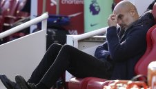 Ливърпул разследва фен за плюнка към човек на Гуардиола