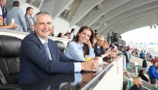 Държавата ще дава до 30 млн. лв. за нов стадион у нас