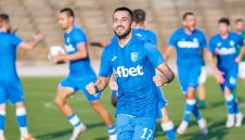 Спартак Плевен нанесе първо поражение на кандидат за Първа лига