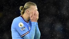 Защо Холанд вкарва по-малко напоследък?