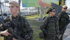 Под обсада: Отчетоха 32 бомбени заплахи в Бразилия