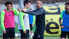 Петев вече е сърбал попарата на Черно море в Разград