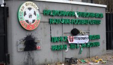 Шест клуба са силно притеснени от протестите пред БФС