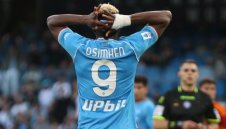 Осимен иска трансфер, Наполи не го пуска