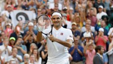 Федерер с победа №200 на трева