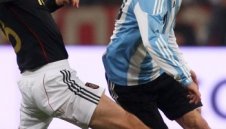 Германия доминира над Аржентина на Мондиалите