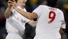 Дуото Клозе-Тони е най-доброто в Европа, отсече Хитцфелд