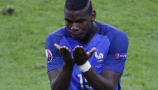 Юнайтед с офанзива за Погба