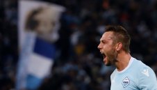 Няма такъв цирк! Хакери излъгаха Лацио с 2 млн. евро