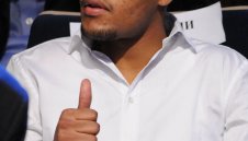 Мболи с цял мач при победа над Румъния