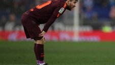 Странно! Меси е най-кривата кримка от бялата точка в Испания