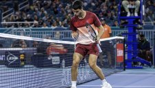 Алкарас с много силни думи: Напрежението ме убива!