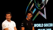 Кака и Фиго вече са в Пакистан за инициативата "Световни звезди на футбола"