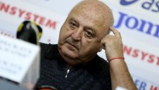 Венци Стефанов се зае да спасява Славия от изпадане, уволнява треньора