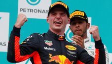 Изненада! Макс преподписа с Ред Бул