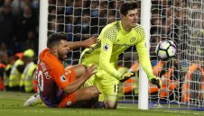 Конте бесен, Куртоа се контузил по време на рекламен клип на НБА