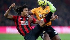 Ман Сити влиза в борбата за Аке