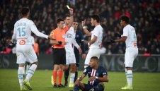 Коронавирус: Държавни пари спасяват френските клубове