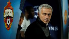 Сравниха Моуриньо с Дарт Вейдър + СНИМКА