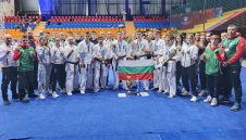 Двама българи са шампиони по карате киокушин на Европа при мъжете
