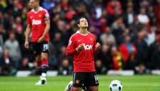 Уест Хям гледа към Ернандес