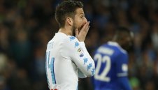 Мертенс продължава пазарлъците с Наполи