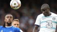 Атлетико цака Барса и Ливърпул за Канте