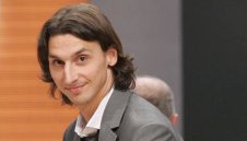 Мино Райола: Златан сам решава кога да напусне и къде да отиде