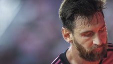 Меси се забърка в грандиозен скандал